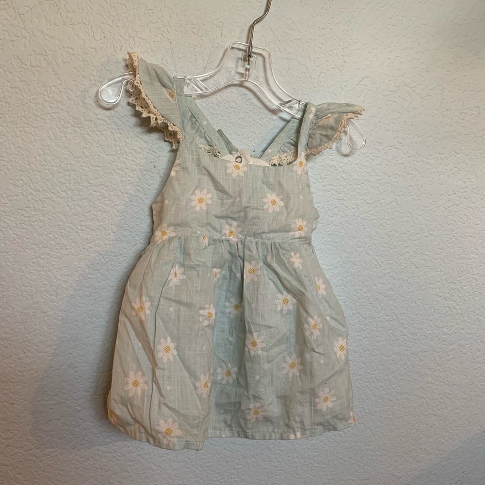 Baby girl daisy dress